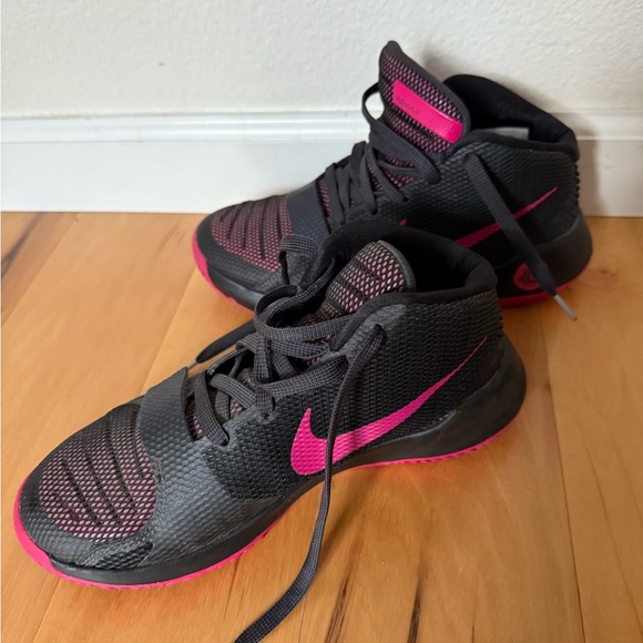 Black and Pink Nike Sneakers - Picture 10 of 10